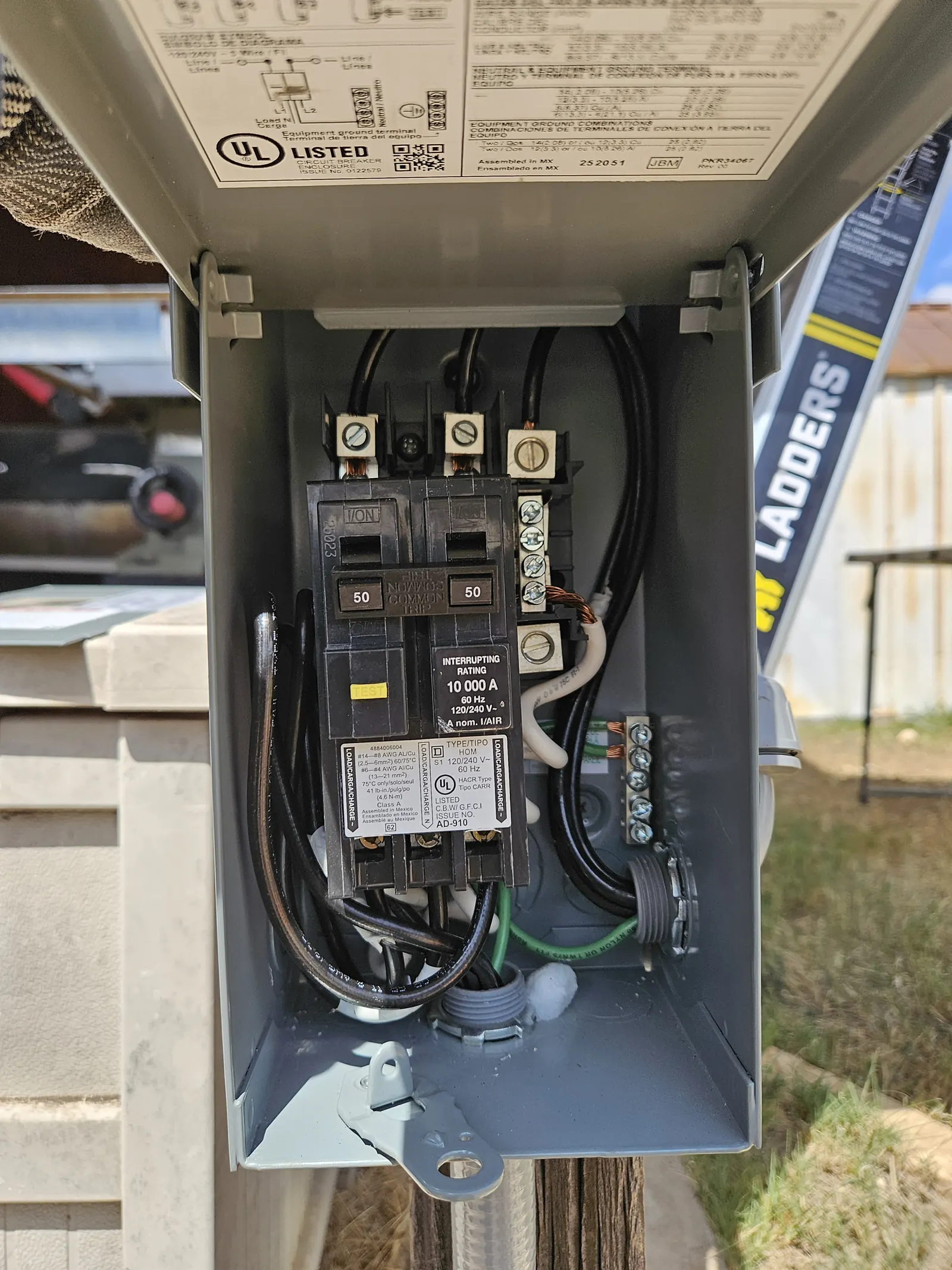 GFCI spa disconnect for hot tub wiring